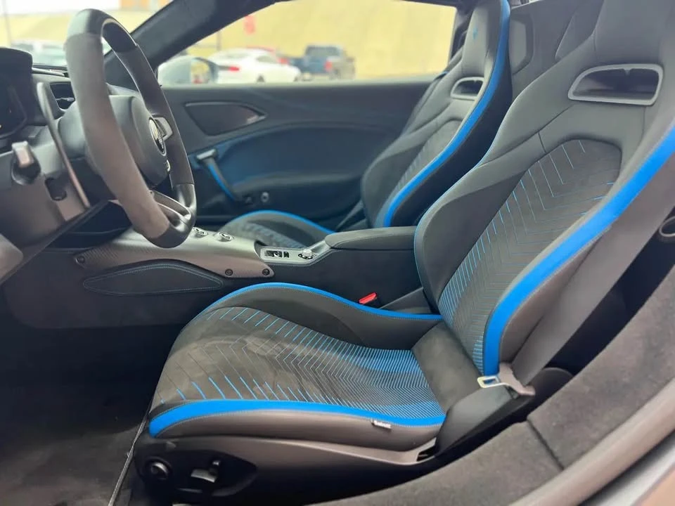 2023 Maserati MC20 - Image 12 of 17
