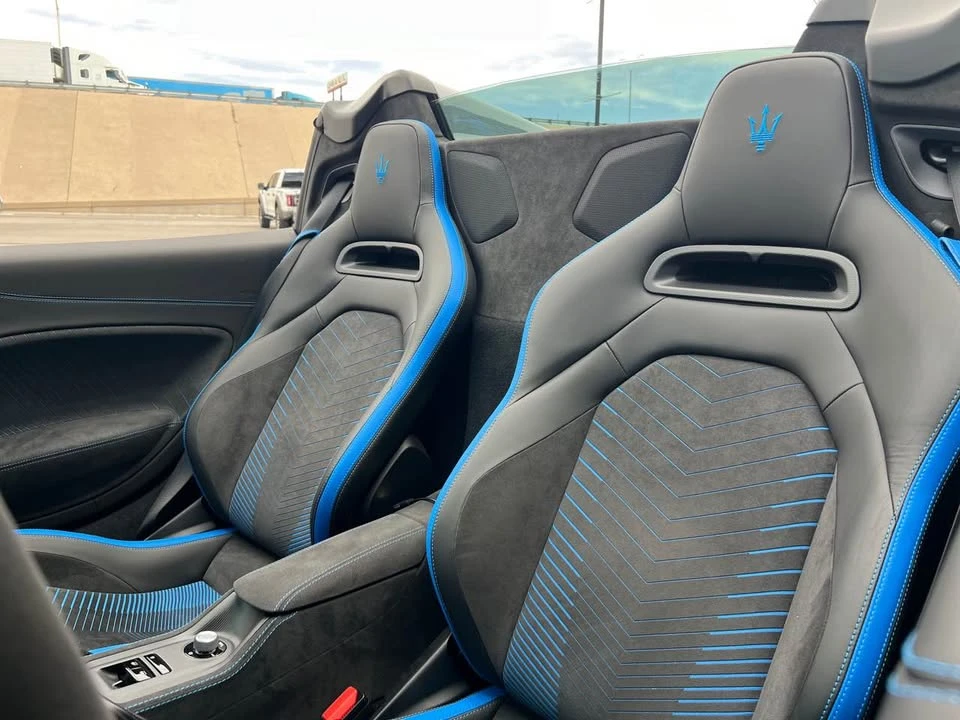 2023 Maserati MC20 - Image 16 of 17