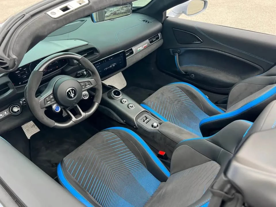 2023 Maserati MC20 - Image 15 of 17