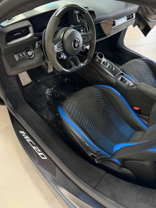 2023 Maserati MC20 - Image 12 of 19