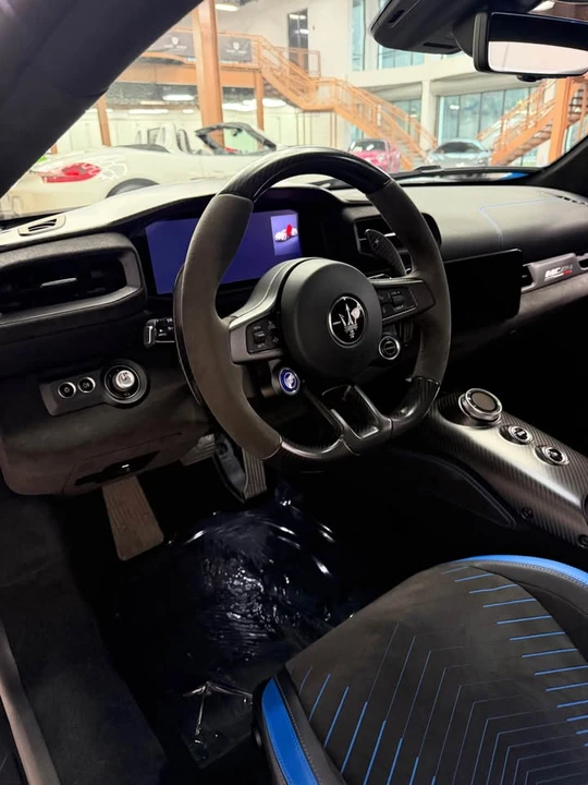 2023 Maserati MC20 - Image 14 of 20