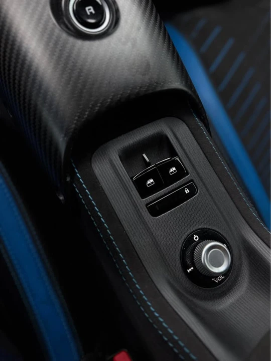 2023 Maserati MC20 - Image 11 of 19
