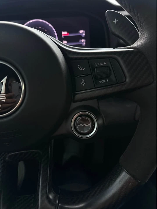 2023 Maserati MC20 - Image 17 of 19