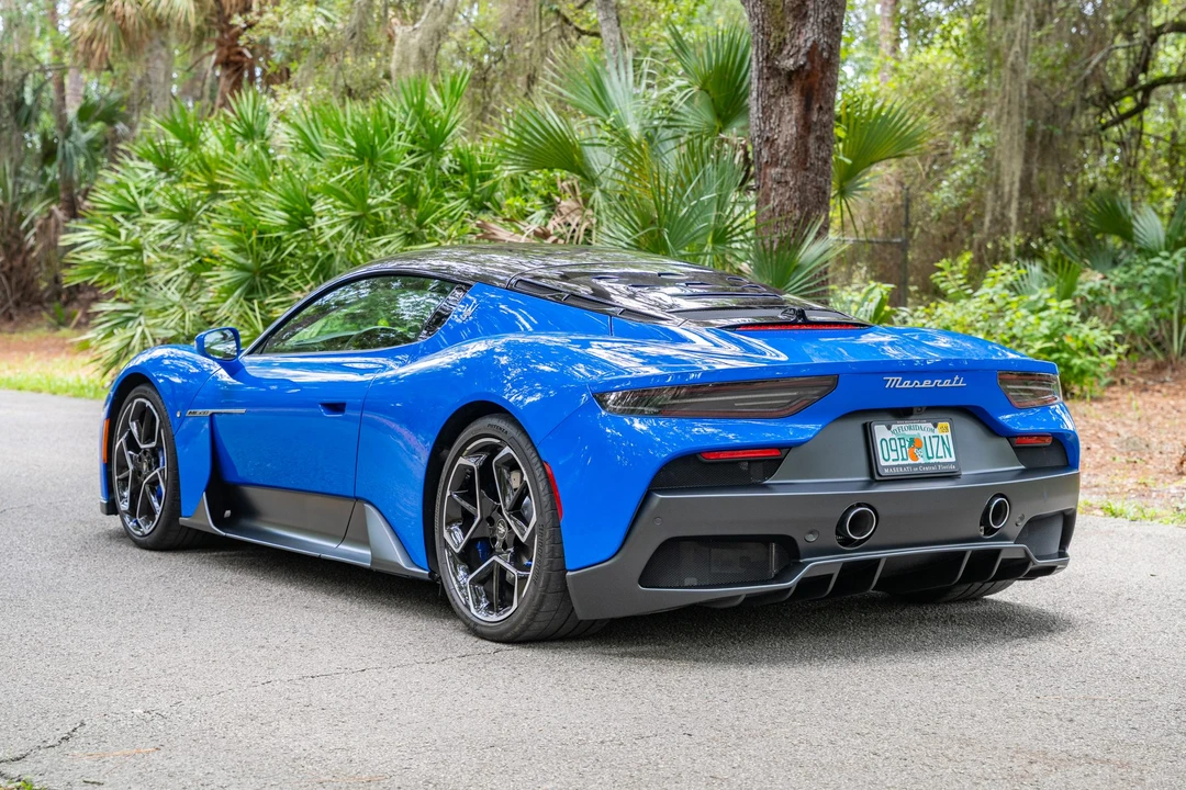 2023 Maserati MC20 - Image 4 of 31