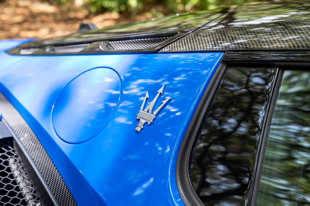 2023 Maserati MC20 - Image 16 of 31