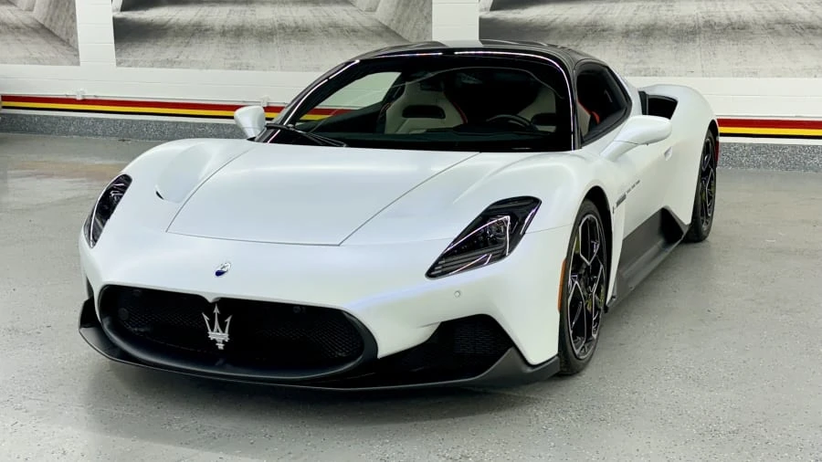 2023 Maserati MC20 - Image 13 of 23