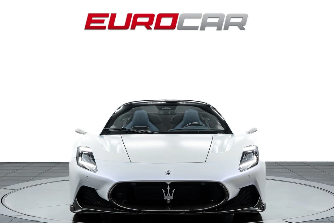 2023 Maserati MC20 - Image 10 of 31