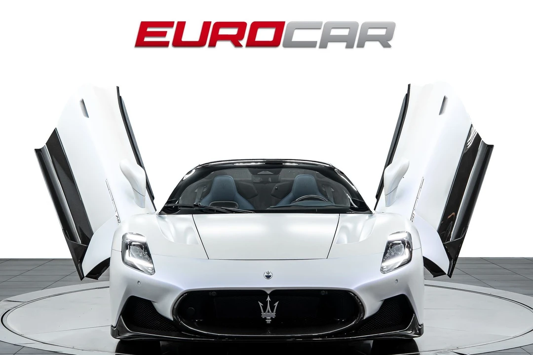 2023 Maserati MC20 - Image 11 of 31