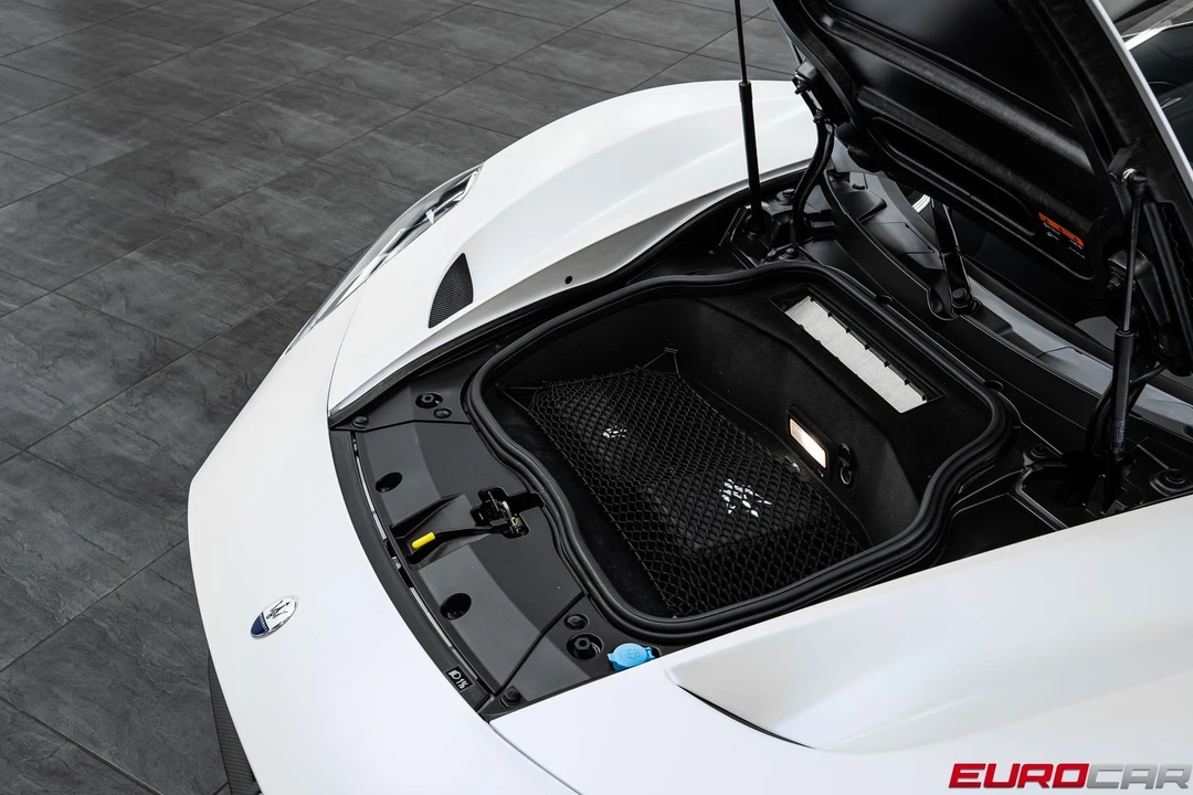 2023 Maserati MC20 - Image 14 of 31