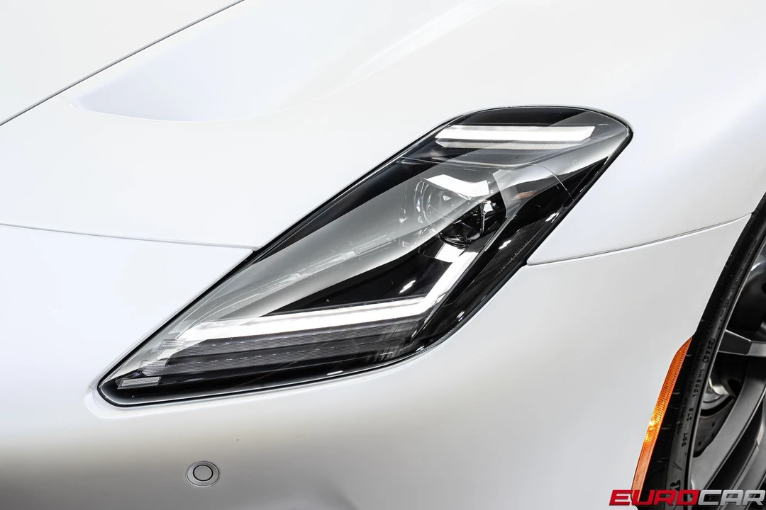 2023 Maserati MC20 - Image 16 of 31