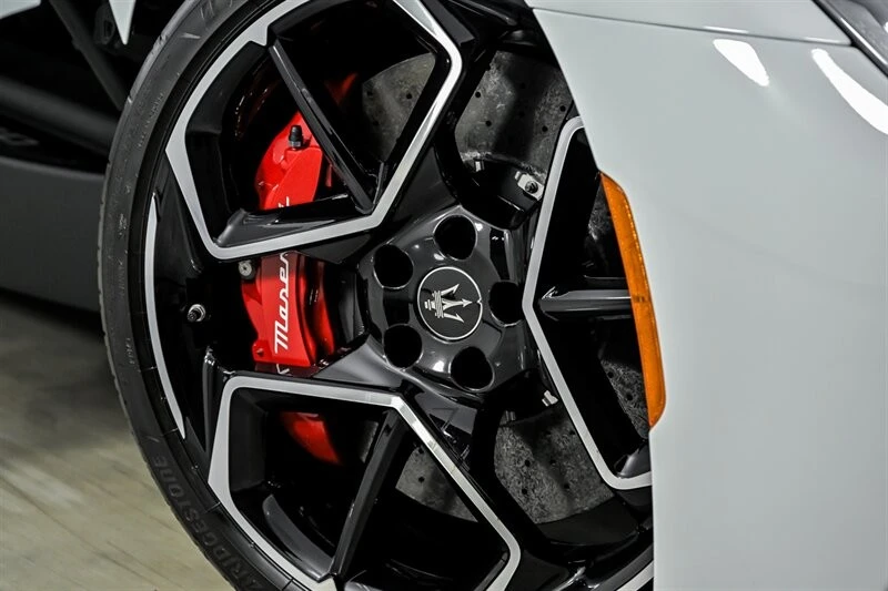 2023 Maserati MC20 Cielo - Image 3 of 30