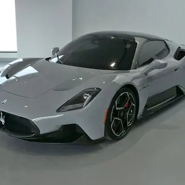 2023 Maserati MC20