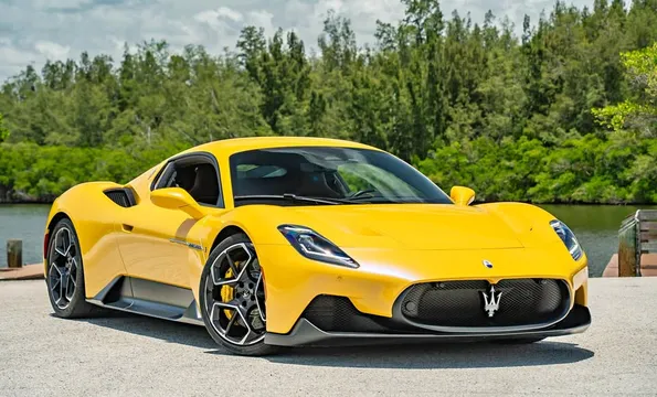 2023 Maserati MC20
