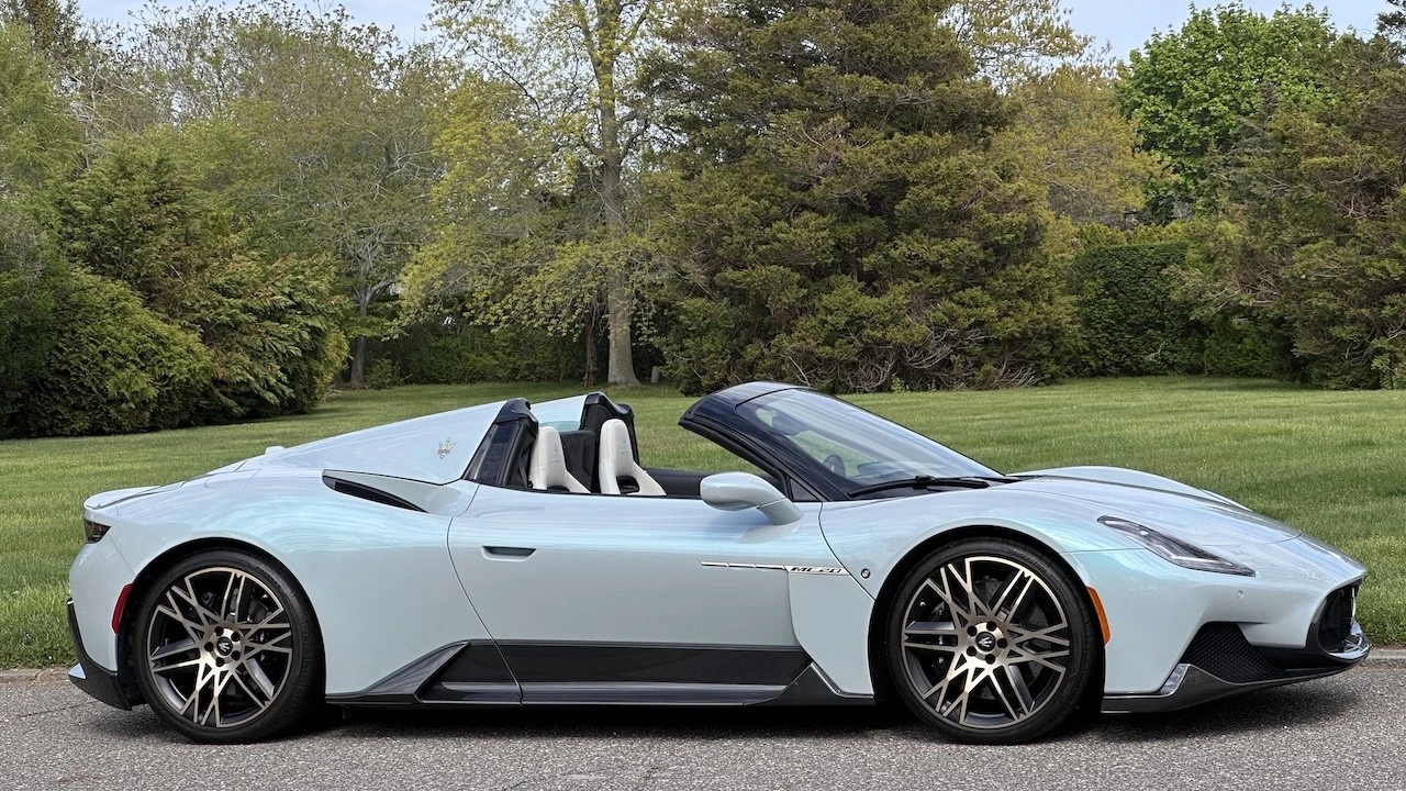 2023 Maserati - Image 17 of 31