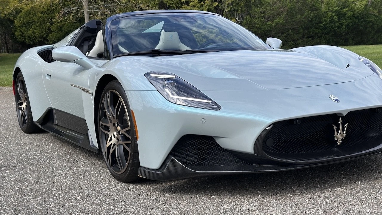 2023 Maserati - Image 14 of 31