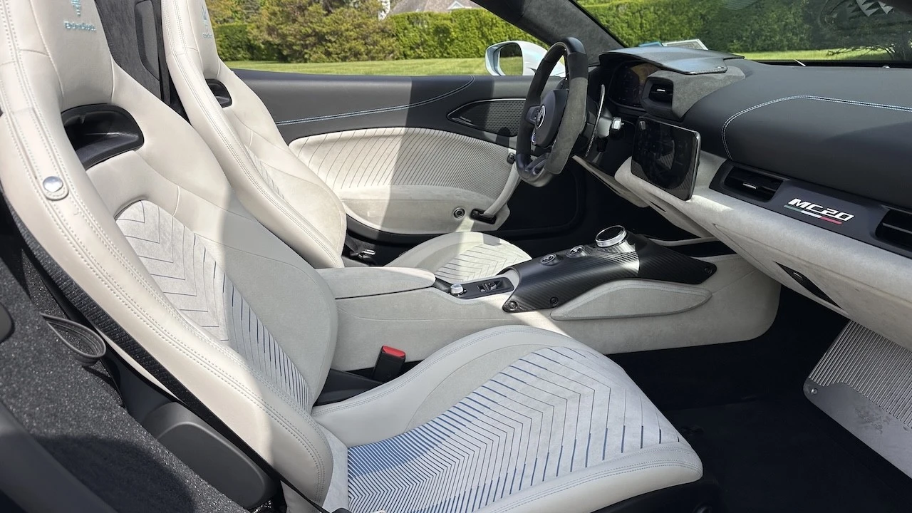 2023 Maserati - Image 23 of 31