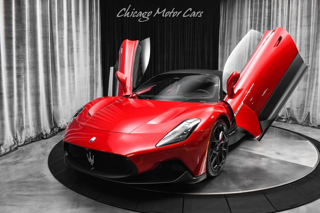 2023 Maserati MC20 - Image 2 of 21