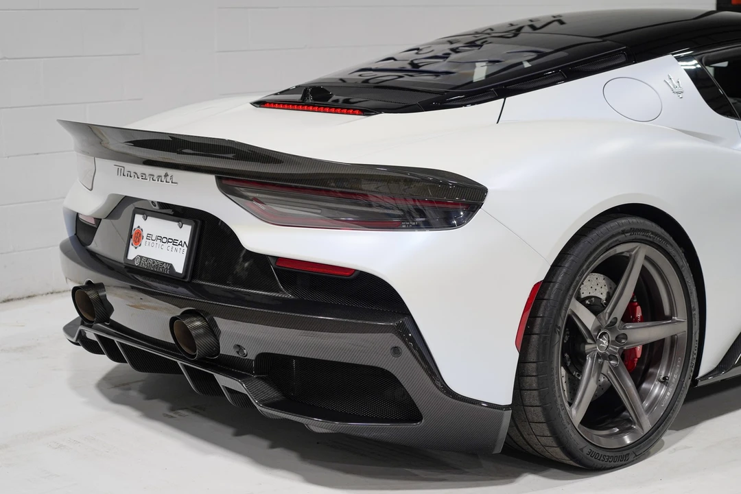 2023 Maserati MC20 - Image 26 of 31
