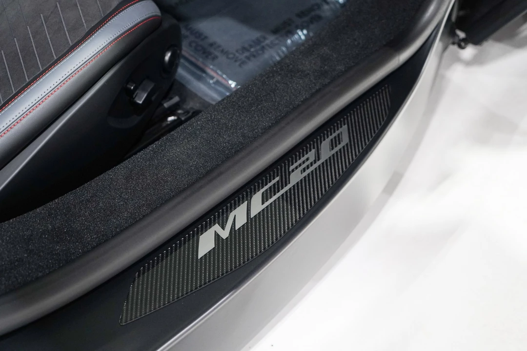 2023 Maserati MC20 - Image 20 of 31