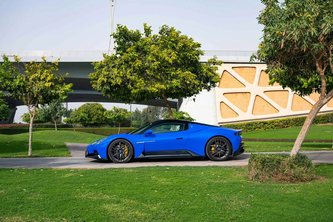 2023 Maserati MC20 - Image 12 of 21
