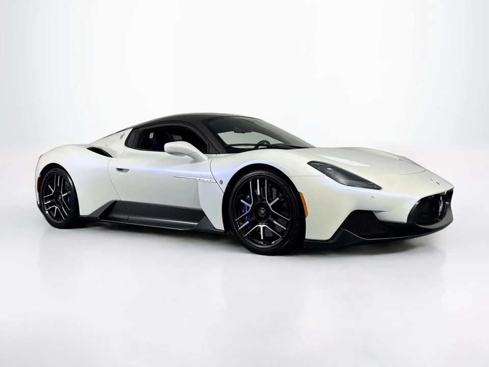2023 Maserati MC20 - Image 3 of 31