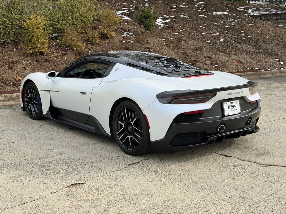 2023 Maserati MC20 - Image 6 of 21