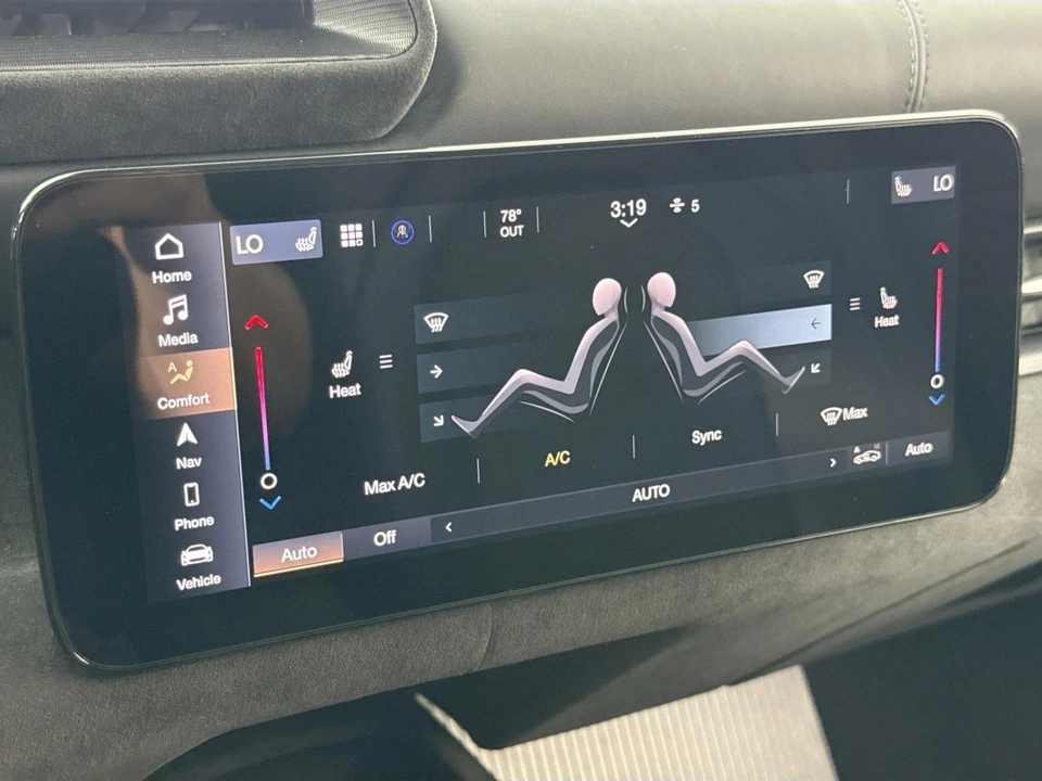 2023 Maserati MC20 - Image 17 of 31