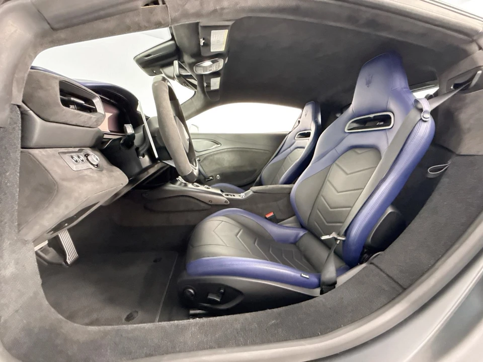 2023 Maserati MC20 - Image 11 of 31