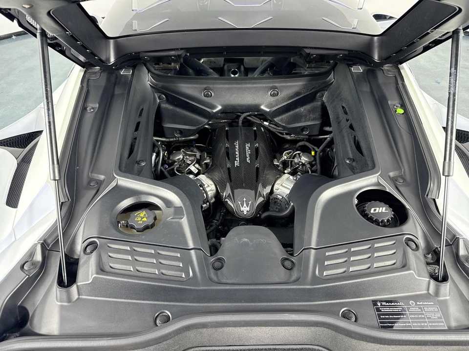 2023 Maserati MC20 - Image 28 of 31