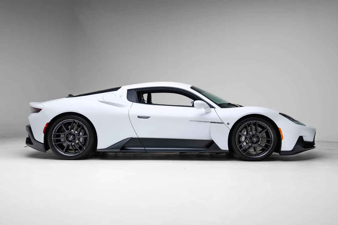 2023 Maserati MC20 - Image 3 of 21