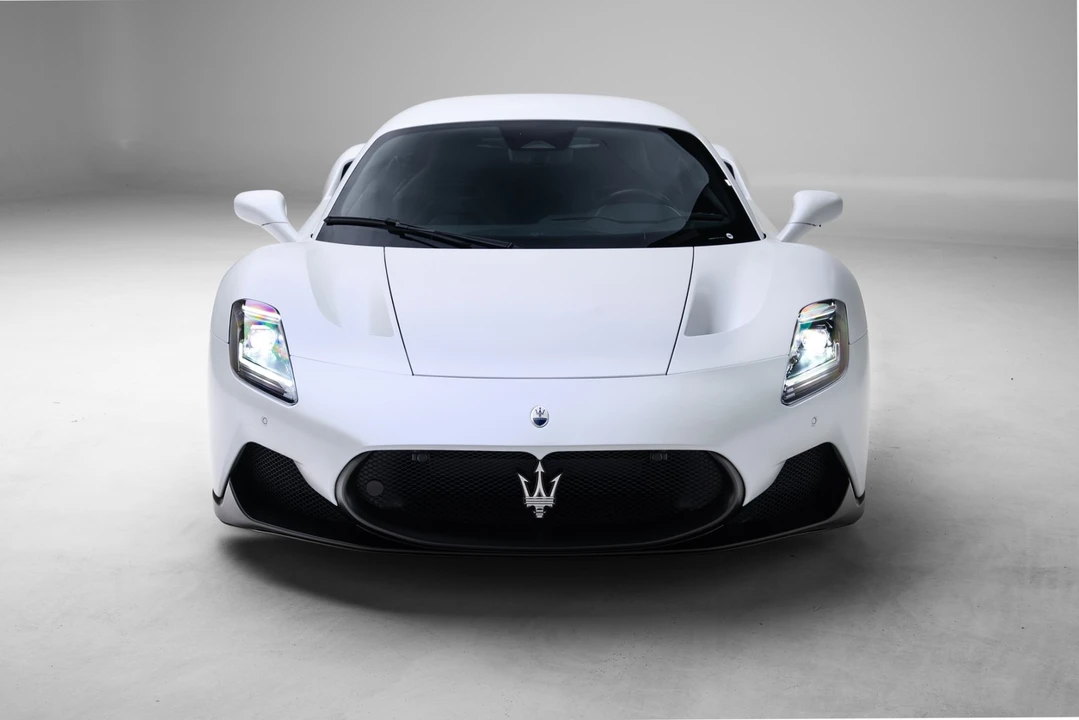 2023 Maserati MC20 - Image 5 of 31