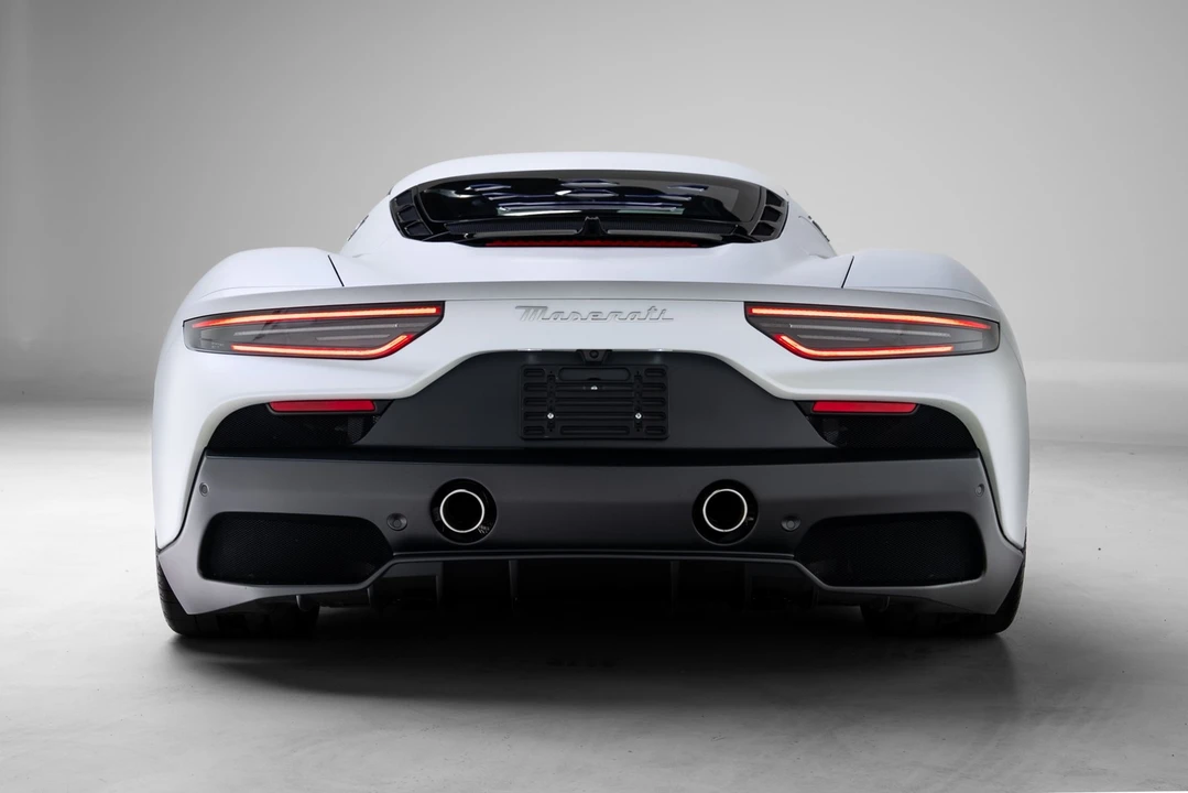 2023 Maserati MC20 - Image 23 of 31