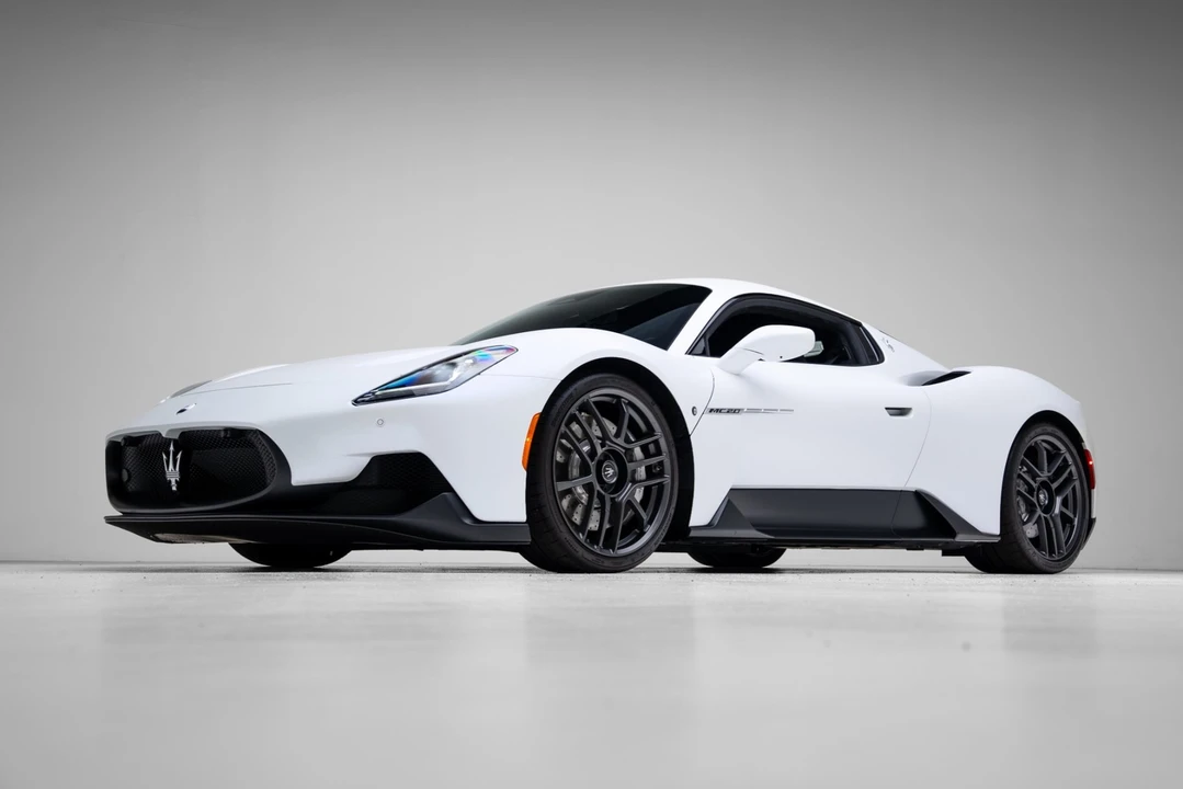 2023 Maserati MC20 - Image 12 of 12