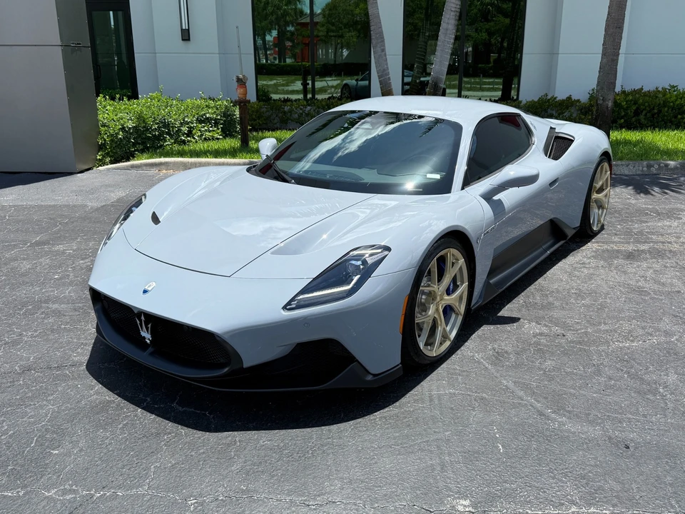 2023 Maserati MC20 - Image 13 of 21