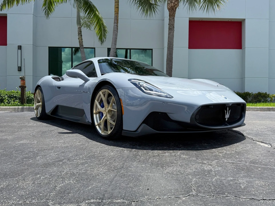 2023 Maserati MC20 - Image 10 of 21