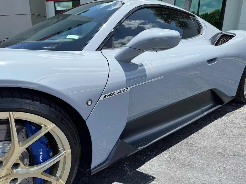 2023 Maserati MC20 - Image 15 of 21