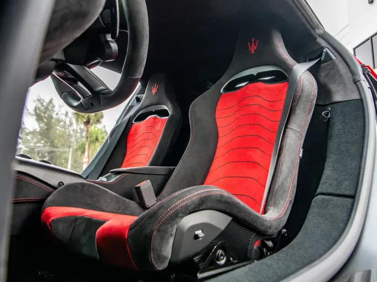 2023 Maserati MC20 - Image 23 of 31