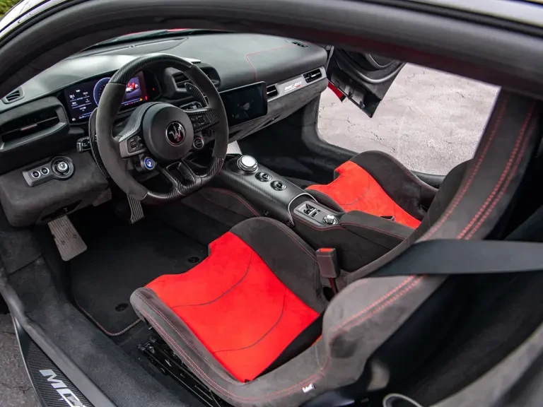 2023 Maserati MC20 - Image 5 of 31
