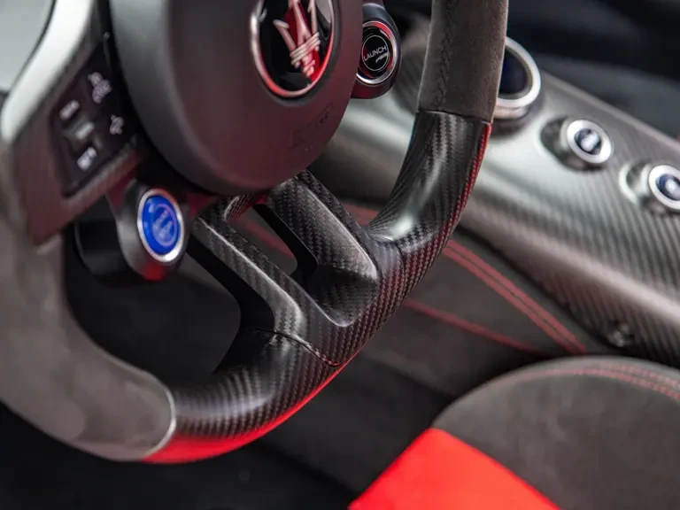 2023 Maserati MC20 - Image 18 of 31
