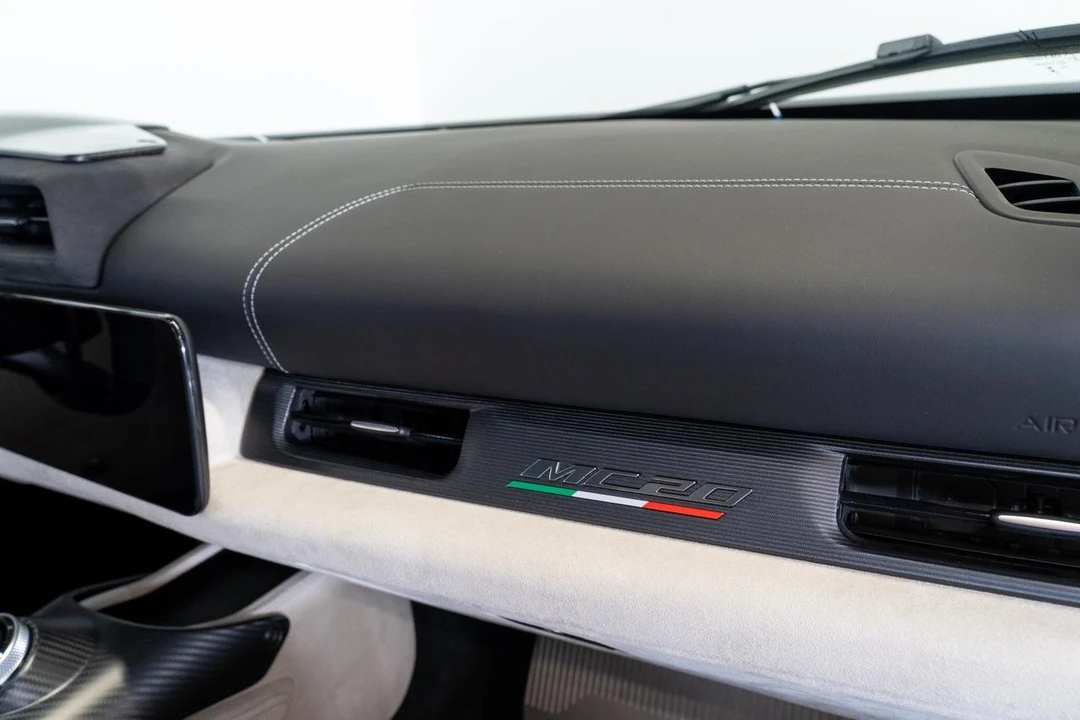 2023 Maserati MC20 - Image 11 of 21