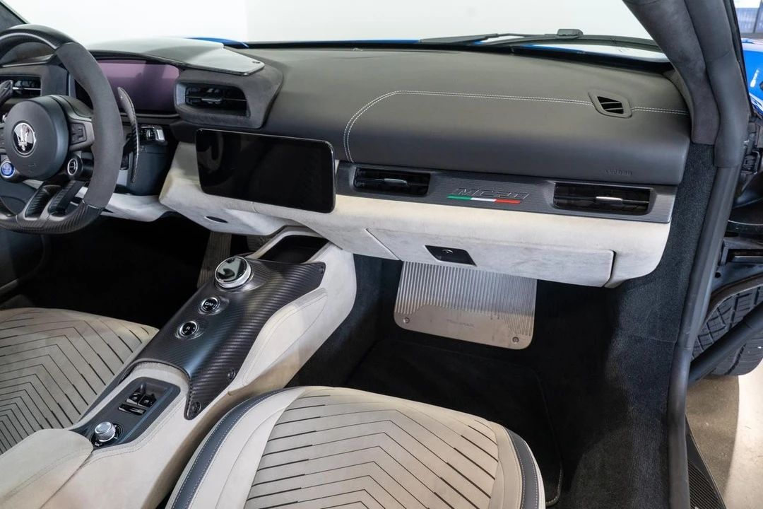 2023 Maserati MC20 - Image 10 of 21