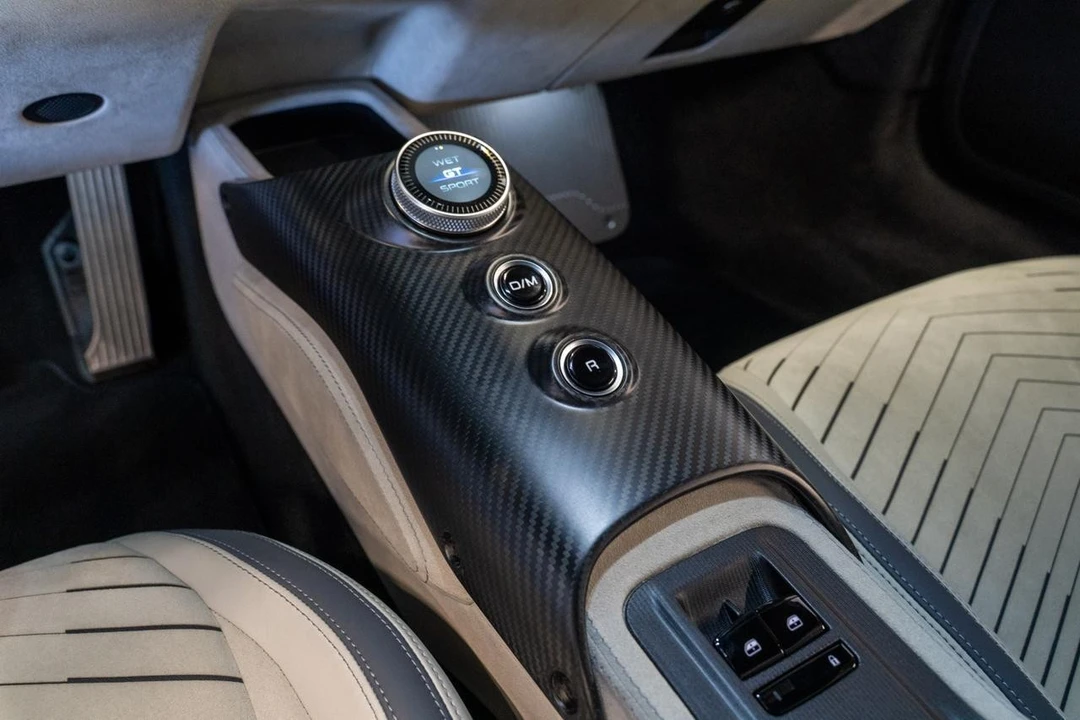 2023 Maserati MC20 - Image 7 of 21
