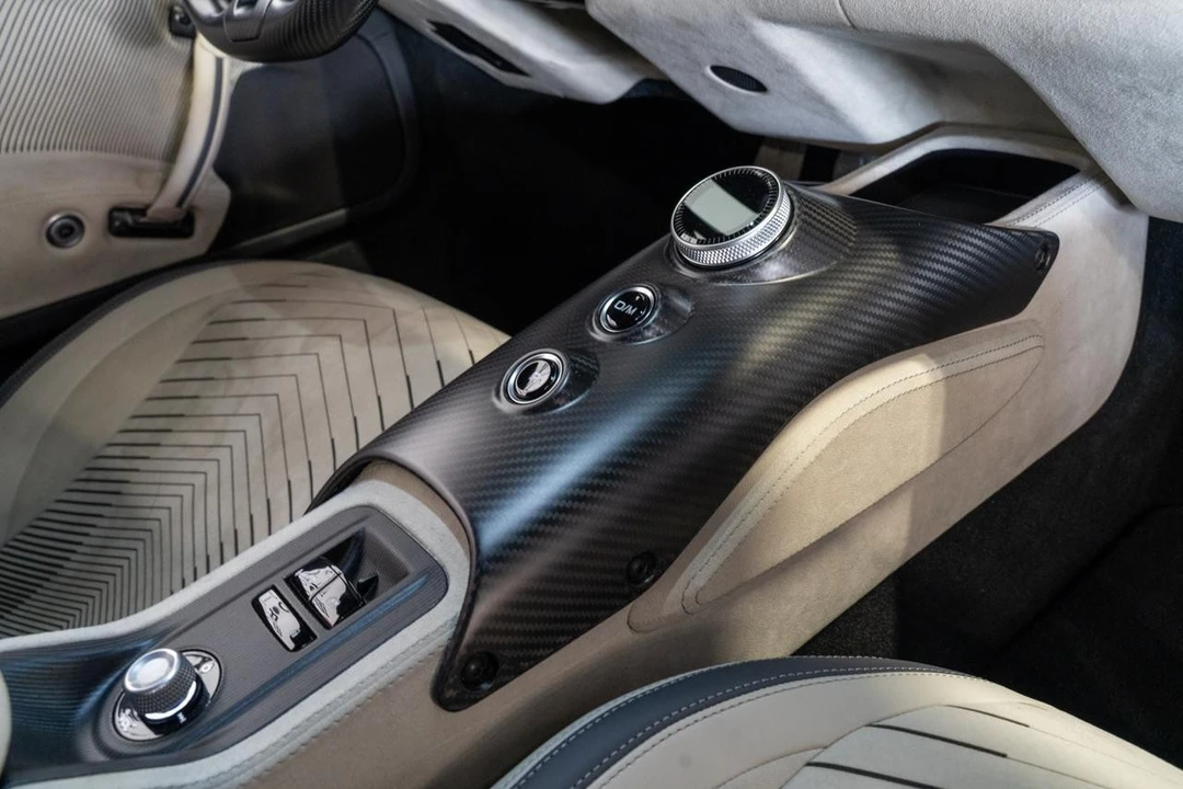 2023 Maserati MC20 - Image 9 of 21