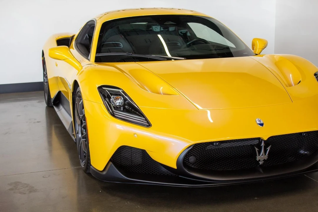 2023 Maserati MC20 - Image 9 of 21
