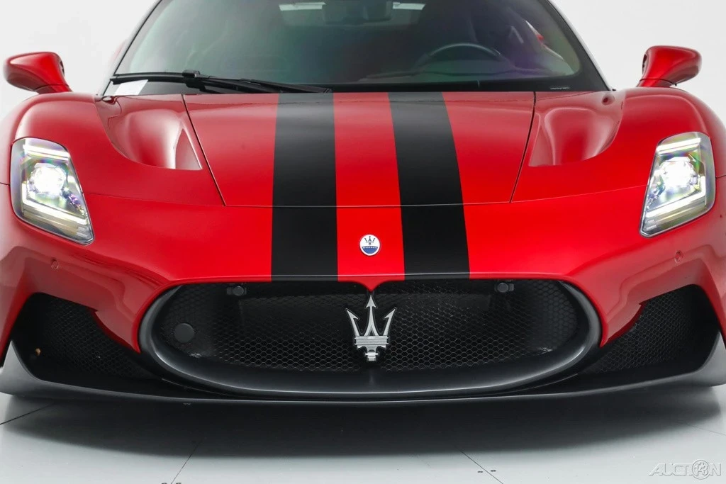 2023 Maserati MC20 - Image 11 of 21