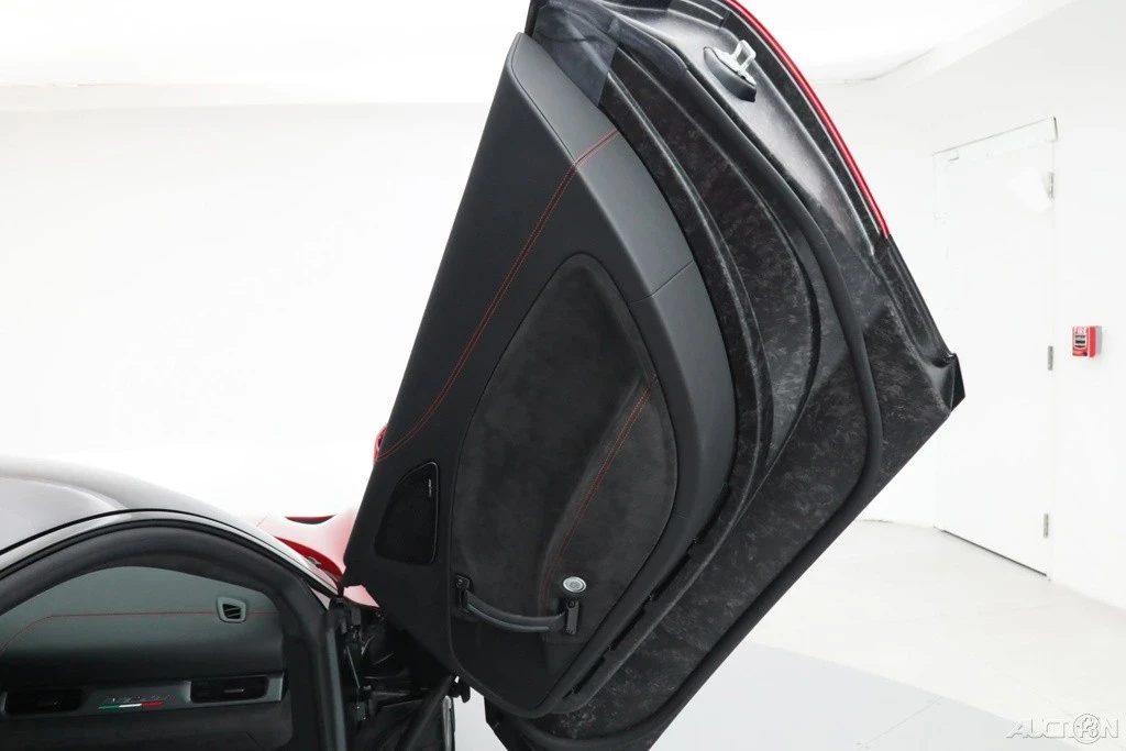 2023 Maserati MC20 - Image 18 of 21