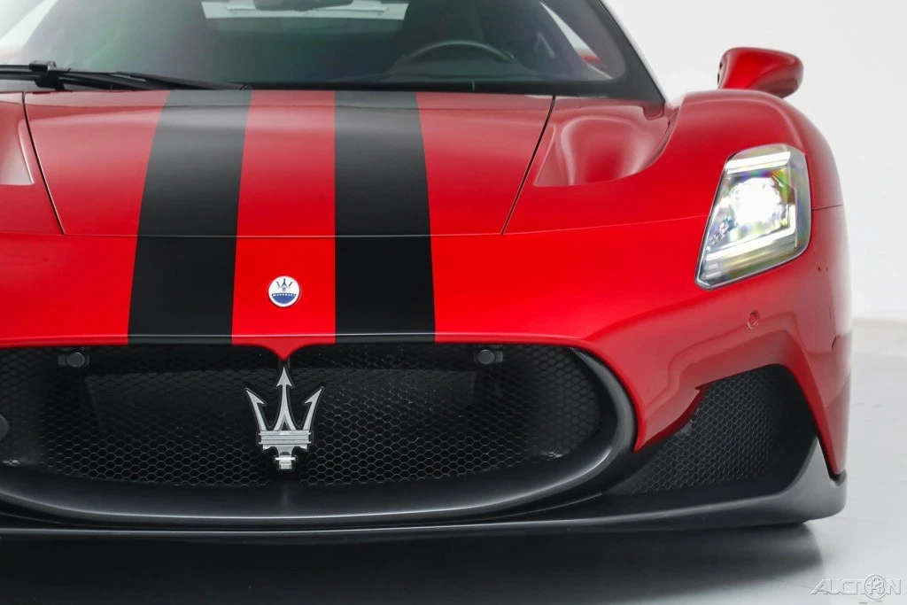 2023 Maserati MC20 - Image 12 of 21