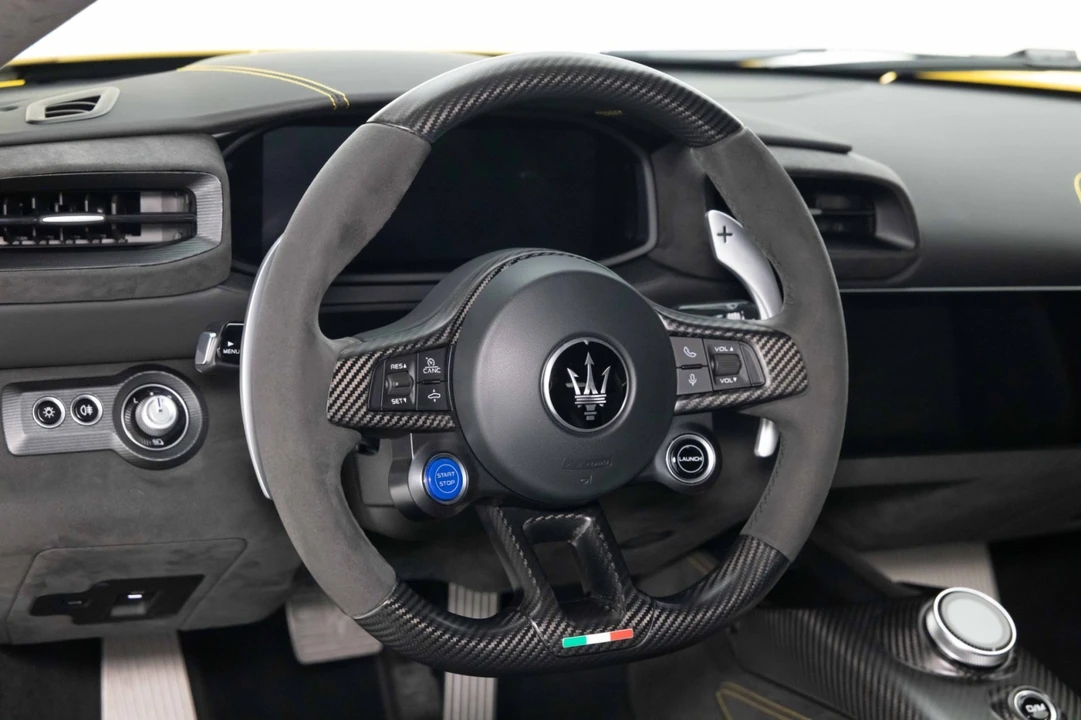 2023 Maserati MC20 - Image 12 of 31