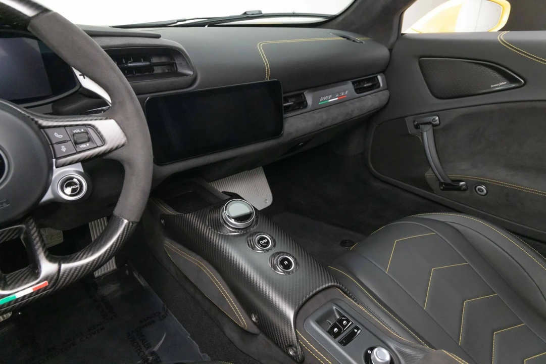2023 Maserati MC20 - Image 14 of 31