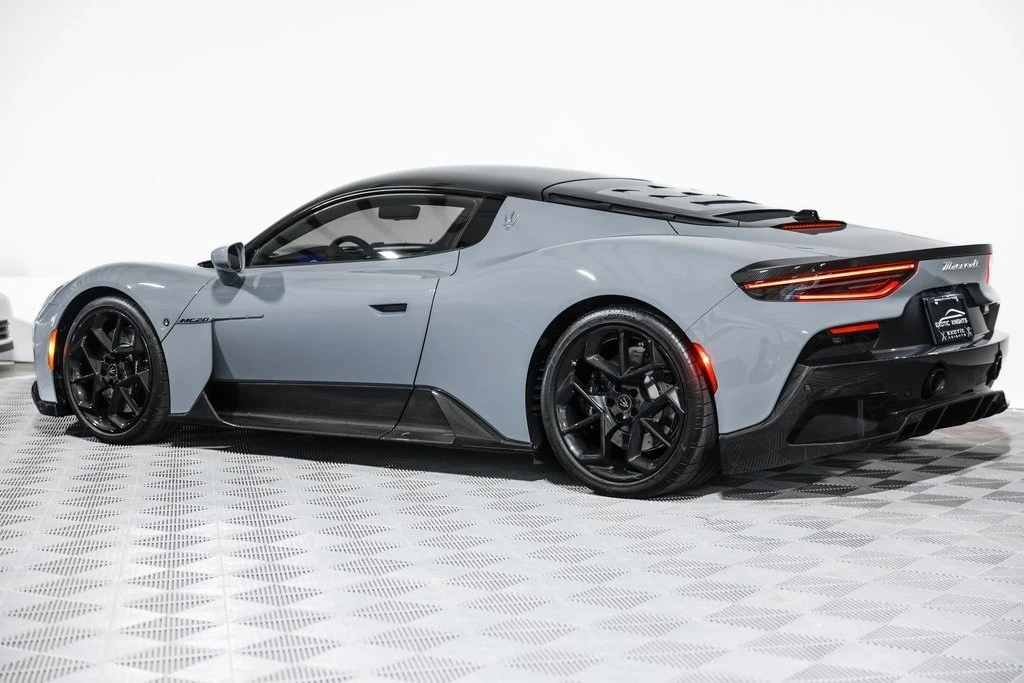 2023 Maserati MC20 - Image 16 of 21